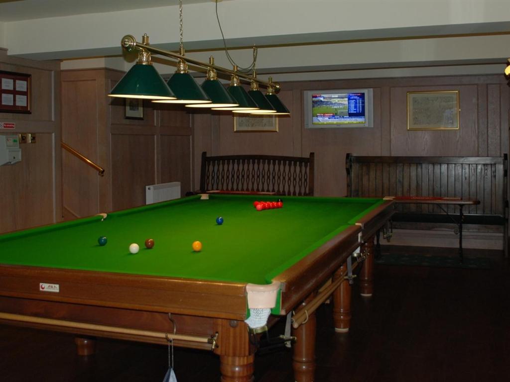 Ferienwohnung The Cross Keys Milnthorpe Exterior foto